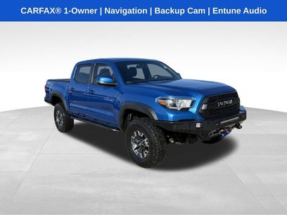 Used 2017 Toyota Tacoma TRD Off-Road w/ Tow Package (A/T)