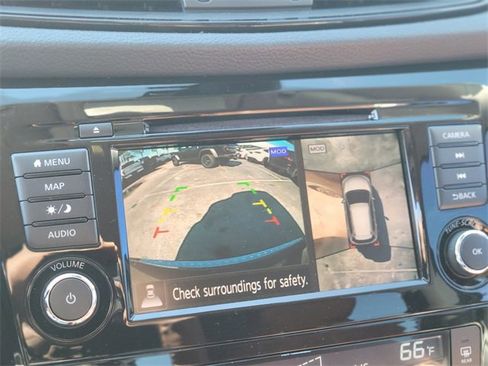 Used 2018 Nissan Rogue SL w/ Premium Package image 27