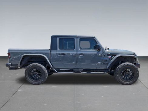 Used 2023 Jeep Gladiator Sport AWD/4WD image 6