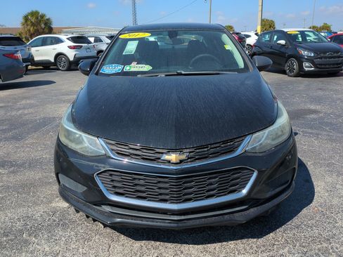 Used 2017 Chevrolet Cruze LT w/ Convenience Package image 9
