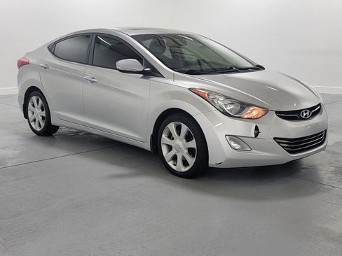 Used 2012 Hyundai Elantra Limited image 2
