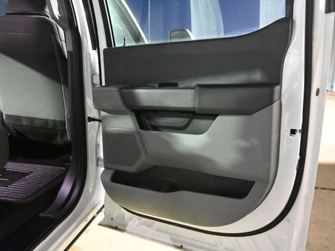 New 2025 Ford F350 XL image 21