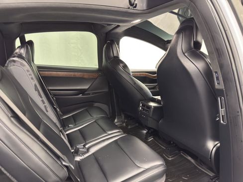 Used 2020 Tesla Model X Long Range image 37