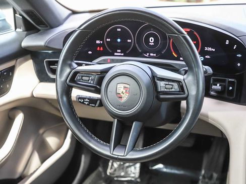 Used 2022 Porsche Taycan RWD image 15