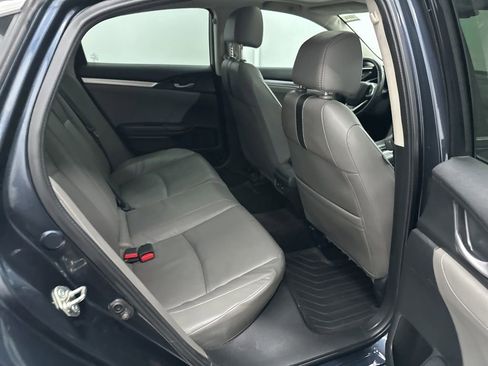 Used 2017 Honda Civic Touring image 21