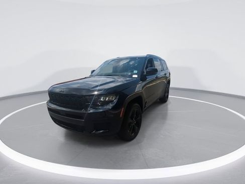 New 2025 Jeep Grand Cherokee L Altitude image 6