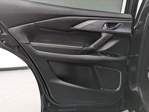 Used 2023 MAZDA CX-9 Grand Touring image 16