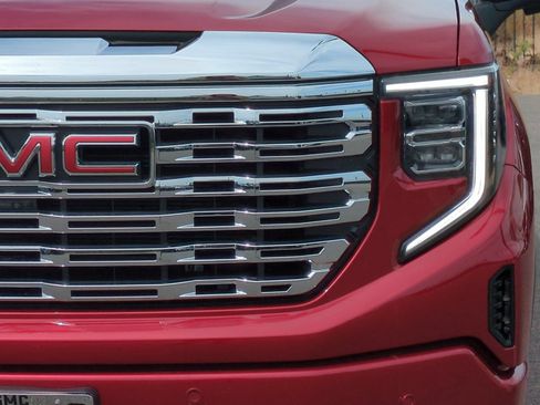 Used 2022 GMC Sierra 1500 Denali w/ Denali Reserve Package AWD/4WD image 53