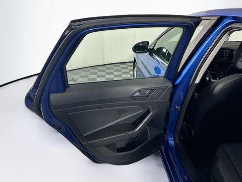 Used 2024 Volkswagen Jetta SE w/ Panoramic Sunroof Package image 25