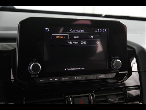 Used 2024 Nissan Pathfinder Rock Creek AWD/4WD image 11