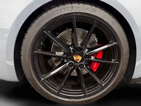 Used 2024 Porsche 911 Carrera S RWD image 25