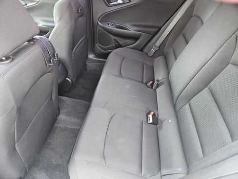 Certified 2025 Chevrolet Malibu RS FWD image 30