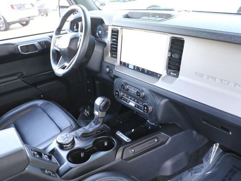 Used 2025 Ford Bronco Outer Banks AWD/4WD image 14