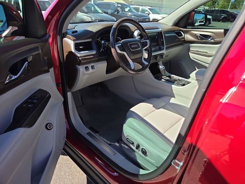 Used 2019 GMC Acadia SLT AWD/4WD image 10