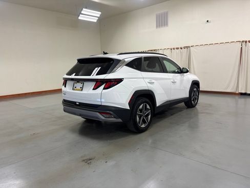 Used 2026 Hyundai Tucson SEL FWD image 8