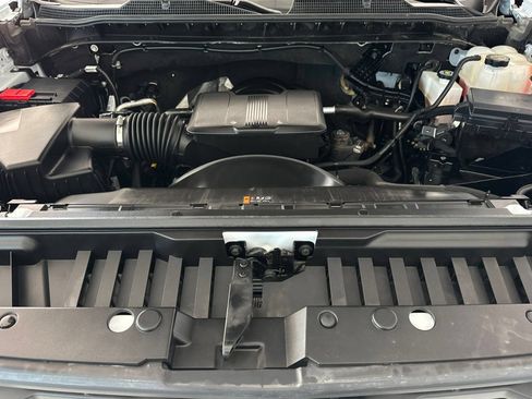 Used 2025 Chevrolet Silverado 2500 LT w/ Convenience Package AWD/4WD image 23