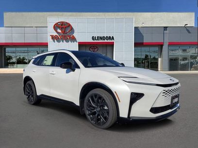 New 2025 Toyota Crown Signia