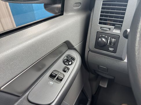 Used 2007 Dodge Ram 1500 Truck ST w/ SXT Group image 19