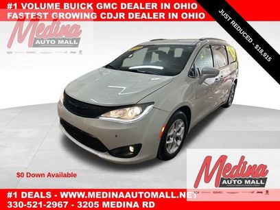 Used 2019 Chrysler Pacifica Touring-L w/ Advanced Safetytec Group