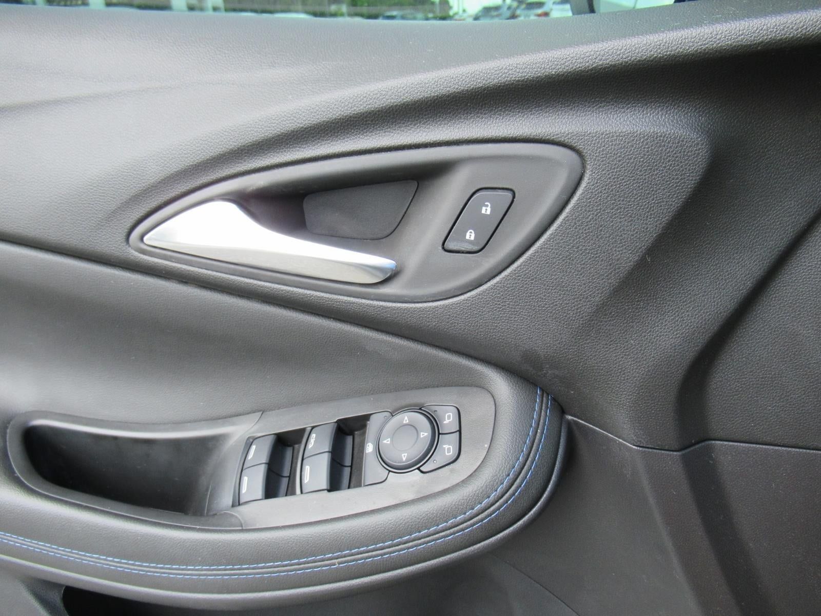 Used 2026 Buick Encore GX Sport Touring w/ Comfort Package FWD image 20