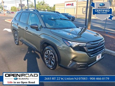 Used 2026 Subaru Forester Premium w/ Premium/Limited Package AWD/4WD image 4