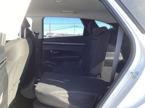 Used 2023 Hyundai Tucson SEL FWD image 28