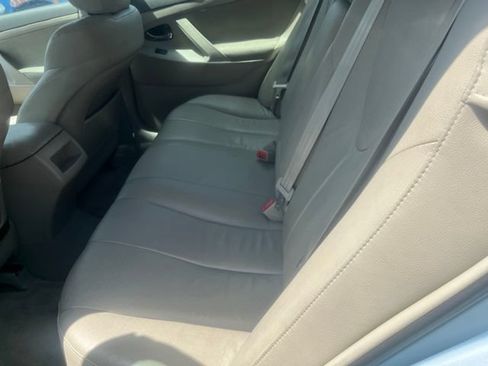 Used 2009 Toyota Camry SE FWD image 8