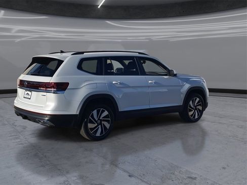 New 2026 Volkswagen Atlas SE image 5