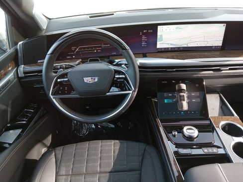 Certified 2025 Cadillac Escalade Sport Platinum w/ LPO, ONYX Package image 12