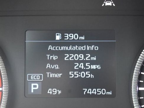 Certified 2022 Kia Telluride EX w/ EX Premium Package AWD/4WD image 16
