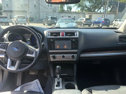 Used 2016 Subaru Outback 2.5i Limited AWD/4WD image 14