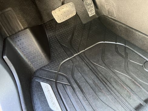 Used 2024 Chevrolet Blazer LT w/ Convenience Package image 17