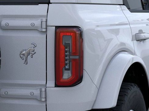 New 2025 Ford Bronco Outer Banks image 23