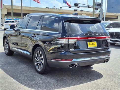 New 2025 Lincoln Aviator Premiere w/ Equipment Group 101A image 2
