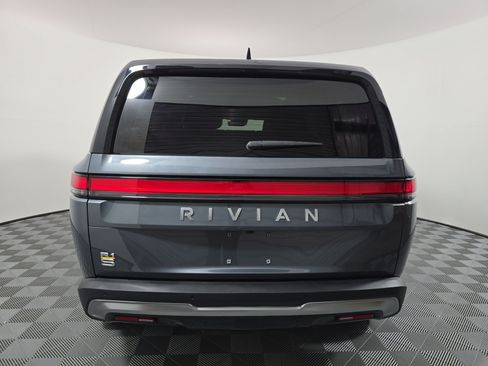 Used 2024 Rivian R1S Adventure AWD/4WD image 4