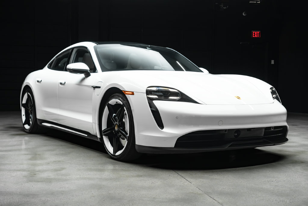 Used 2021 Porsche Taycan 4S AWD/4WD image 8