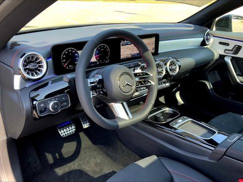 Certified 2026 Mercedes-Benz CLA 250 4MATIC image 9