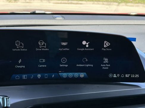 New 2026 Cadillac Vistiq Luxury image 18