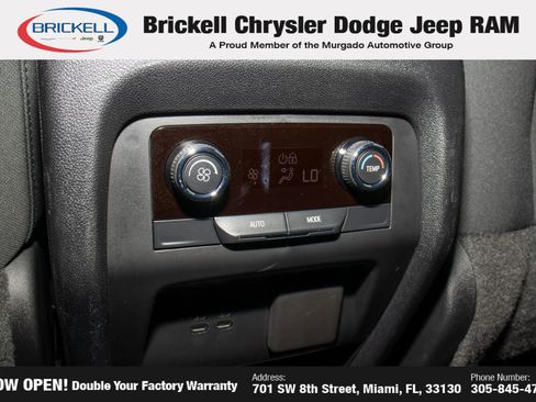 Used 2024 Chevrolet Traverse LT FWD image 20
