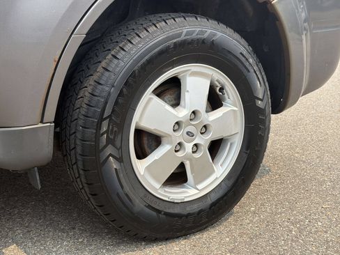 Used 2012 Ford Escape XLT AWD/4WD image 15
