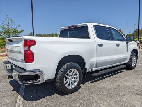 Used 2020 Chevrolet Silverado 1500 LTZ w/ LTZ Plus Package AWD/4WD image 23