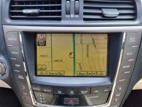 Used 2010 Lexus IS 250C image 26