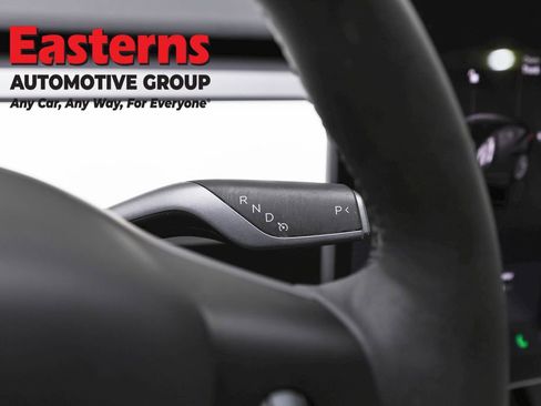 Used 2023 Tesla Model 3 Standard Range image 13