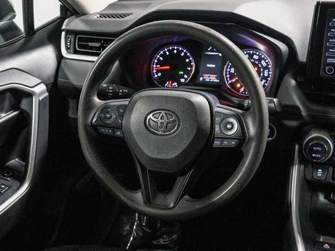 Certified 2019 Toyota RAV4 XLE w/ Convenience Package FWD image 18