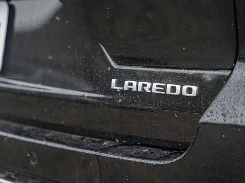 New 2025 Jeep Grand Cherokee Laredo X w/ Luxury Tech Group I image 7