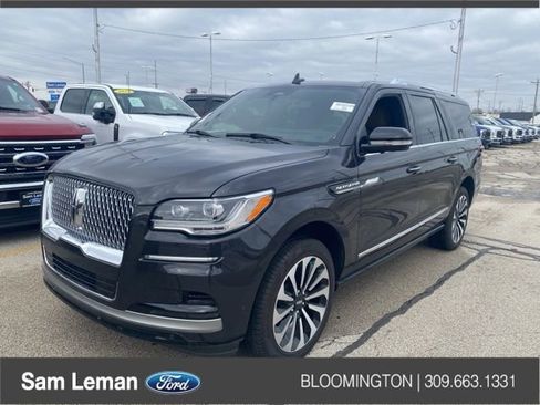 Used 2024 Lincoln Navigator L Reserve image 1