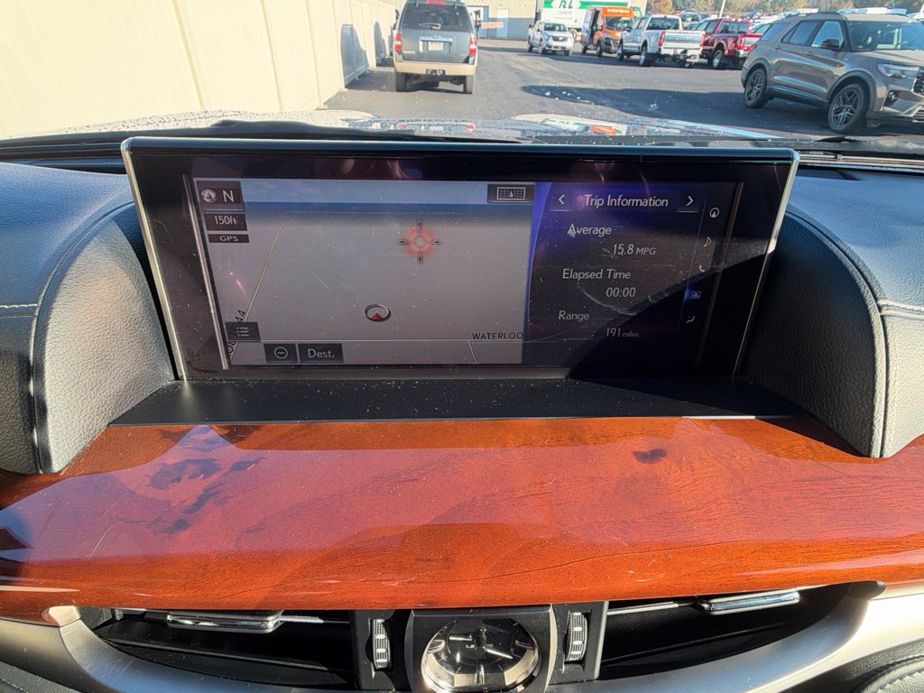 Used 2020 Lexus LX 570 4WD w/ Luxury Package image 12