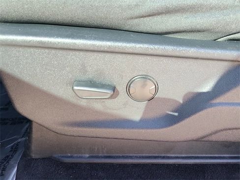 Used 2023 Ford F150 XLT image 20