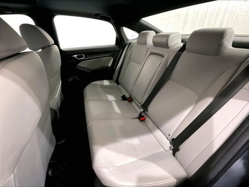 Used 2025 Honda Civic Sport image 15