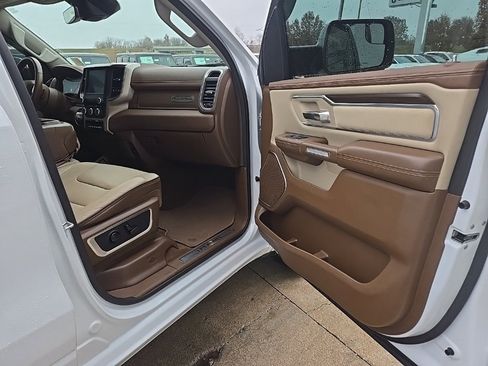 Used 2022 RAM 1500 Laramie image 84
